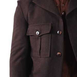 Chaqueta de Campo para Hombre en Color Marrón Borgoña Oscuro, con Múltiples Bolsillos, Cierre de Botones, Estilo Casual y Moderno para Uso Diario y Streetwear - Product Image 3