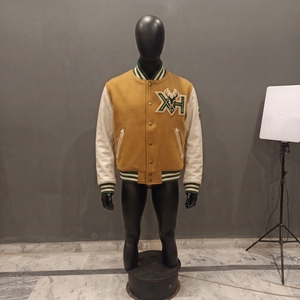 Veste varsity en laine Melton 820GSM de qualité supérieure, en cuir véritable, pour homme, style vintage Motorsport, veste Letterman, sur mesure OEM Xelent Hunt Gear - Product Image 1