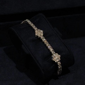 Unique Design Sparkling Moissanite Tennis Bracelet for Women for Birthday Anniversary Valentine and Wedding Gift For Sale - Product Image 6