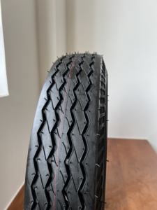 Neumático de Camión Ligero KUMA K701 de Alta Calidad, 205-225 mm de Ancho, Caucho Natural Negro, 1 Año de Garantía, Gran Venta 2026 - Product Image 3