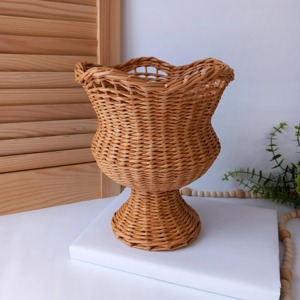 Vase en rotin tressé fait main, parfait pour la maison, le bureau, le balcon et la décoration intérieure rustique, vente en gros en provenance d'Inde - Product Image 3