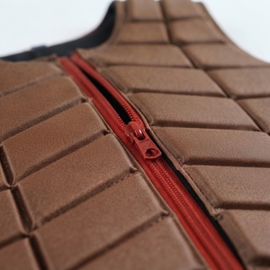 Chaleco de Seguridad para Montar a Caballo, Chaleco Protector Acolchado con Cierre Frontal y Cordones Laterales Ajustables - Product Image 4