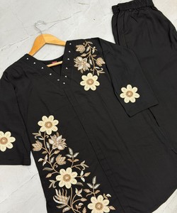 Conjunto Coordinado Moderno de Rayón Negro con Bordado, Salwar Kameez para Mujer, Ropa Casual Estilo India Pakistán 85310 DIVA-161 - Product Image 4