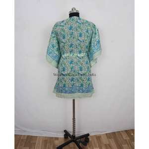 Kaftan élégant décontracté en coton léger et respirant, imprimé floral fait main, style bohème, réversible, longueur totale, col en V, avec cordon de serrage - Product Image 6