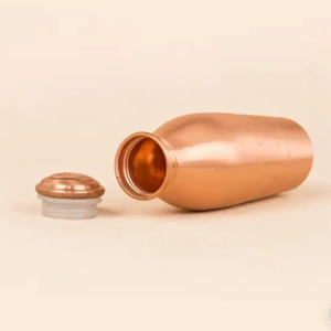 Vase d'hydratation en cuivre gravé, écologique et haut de gamme, design traditionnel, portable pour les voyages - Product Image 5