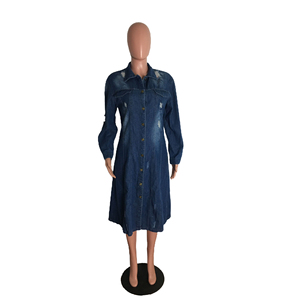 Gabardina Larga de Mezclilla Azul para Mujer, Chaqueta Cruzada con Cuello de Solapa y Cinturón - Product Image 3