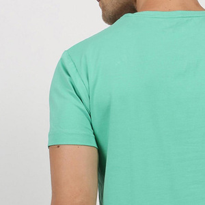 เสื้อยืดคอกว้างผู้ชายแบบใหม่ ระบายอากาศได้ดี ไซส์ใหญ่ แขนสั้น ผ้าฝ้าย/ใยไผ่ สีพื้น  สามารถสั่งทำได้ตามต้องการ  แบบเรียบหรือแบบมีลายด้านหน้า - Product Image 4