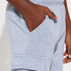 Pantalones cortos de mezclilla para niños, estilo relajado y moderno, con tacto suave y cintura ajustable, ideales para movimiento activo. - Product Image 3