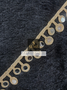 Ribete de encaje bordado con lentejuelas doradas premium en forma de gota de agua para Saree, Lehenga, Blusa, Prendas Étnicas y Bolsos - Product Image 2