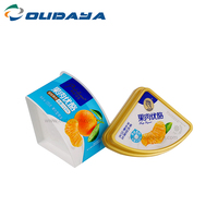 150ml 150g personalizado PP plástico triángulo helado yogur olla tazas con tapa de cuchara