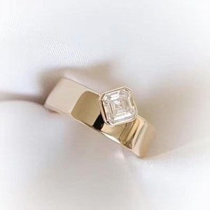 Precioso anillo de banda ancha con diamante de corte Asscher de 1.01 quilates cultivado en laboratorio para unisex, oro macizo de 14 quilates, regalo sorpresa para boda, joyería. - Product Image 1