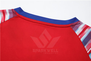 Maillot de football SPORTSIL pour homme, rouge et bleu, col en V, manches courtes, polyester respirant, logo imprimé sur le devant, uniforme d'équipe adulte - Product Image 3