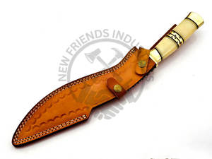Cuchillo de caza artesanal para exteriores con mango de hueso de camello exótico y latón, hoja de acero de Damasco afilada como una navaja, cuchillo de supervivencia con funda. - Product Image 6