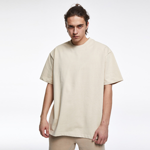 Camisetas Blancas y Negras con Logotipo Personalizado, Color Sólido, 100% Algodón, 300 Gramos, Estilo Urbano, Vintage, Holgadas y Cuadradas - Product Image 3