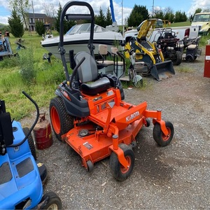 เครื่องตัดหญ้าแบบนั่งขับ Kubota Z231 ประสิทธิภาพสูง พร้อมแท่นตัดขนาด 42 นิ้ว และเครื่องยนต์ Kawasaki ทรงพลัง ออกแบบมาเพื่อการใช้งานในพื้นที่ที่อยู่อาศัย - Product Image 2