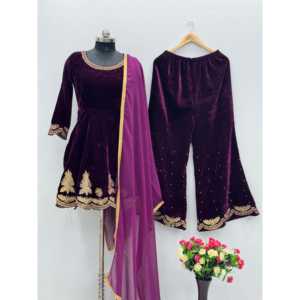 Conjunto de Top, Pantalones y Dupatta de Fiesta para Mujer con Diseño de Perlas Hechas a Mano - Product Image 1