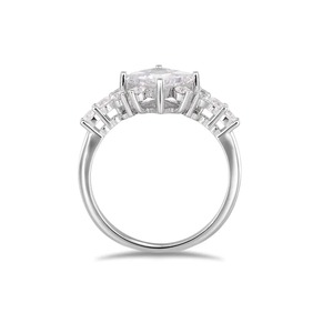 Women's Classic <b>Wedding</b> Luxury Vvs Diamond Engagement <b>Ring</b> 18K White Gold Customized Gemstone Party <b>Rings</b> - Product Image 4