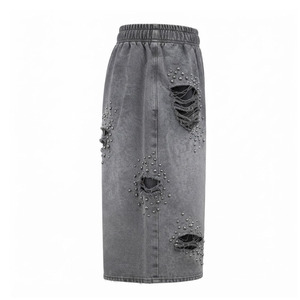 Pantalones Cortos de Hombre Grises Lavados con Efecto Desgastado y Remaches, de Pierna Ancha Holgada, Cintura Elástica, Estilo Urbano (Jorts) - Product Image 4