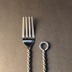 Juego de Cubiertos de Acero Inoxidable con Mango de Cuerda Trenzada Simple, Juego de 3 Piezas Duraderas con Acabado Pulido Espejo, Diseño con Extremo de Bucle - Product Image 3