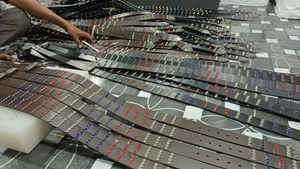 Cinturón Western Vintage de Cuero Vacuno con Pelo, Hebilla de Metal de Aleación, Diseño Cosido Personalizable Ecológico, Mejor Precio al por Mayor - Product Image 5