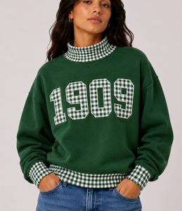 Sweat-shirt vert à col roulé pour femme avec appliqué à carreaux 1909 sur le devant, manches classiques, pour l'automne - Product Image 2
