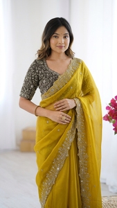 AARA Fashion Sari en soie jaune brodé avec chemisier vert olive, tenue de mariage indienne traditionnelle pour femme, longueur au sol, coupe classique, Sun - Product Image 2