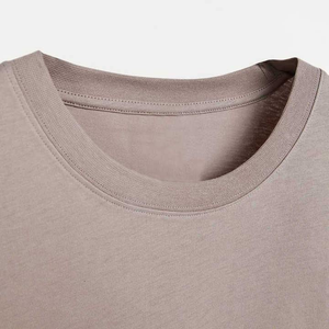เสื้อยืดไลฟ์สไตล์ผู้ชายจากโรงงานโดยตรง ผู้ผลิต OEM รับทำโลโก้ เสื้อผ้าแฟชั่นลำลอง แบรนด์ส่วนตัว จำหน่ายส่ง - Product Image 6