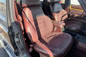 Jeep Wagoneer Limited 4x4 de 1989 - Product Image 5