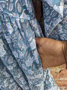 เดรสยาวผ้าฝ้ายอินเดียพิมพ์ลายดอกไม้แบบแฮนด์บล็อก งานปักลายสวยงาม สไตล์ลำลอง ขายดี สำหรับผู้หญิง - Product Image 4