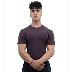 เสื้อคอมเพรสชั่นผู้ชาย น้ำหนักเบา สำหรับออกกำลังกาย เสื้อคอมเพรสชั่นผู้ชาย สำหรับเล่นกีฬาและสวมใส่ในชีวิตประจำวัน เสื้อคอมเพรสชั่นผู้ชาย - Product Image 1