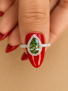 Bague de fiançailles et d'anniversaire en or 14 carats plaqué rhodium, 1 carat, forme poire, vert vif fantaisie, halo, diamant fantaisie certifié IGI - Product Image 1