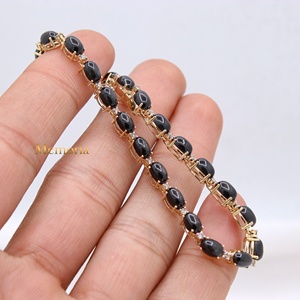 กำไลข้อมือทองคำ 14K ประดับพลอยแบล็คสตาร์ทรงคาโบชองธรรมชาติ |   เครื่องประดับเพชรแบบยูนิเซ็กซ์ ราคาขายส่ง - Product Image 6