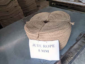 Cuerda de Yute 100% Natural, Ecológica, Duradera, Biodegradable, de 5MM, 3/4 de Cabo, Trenzada, de Grado Industrial, Empalmable, Multiusos - Product Image 4