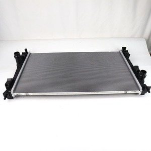 หม้อน้ำระบายความร้อนเครื่องยนต์ 9675747980 สำหรับ Peugeot 308 3008 408 5008 2008 Citroen C4 Picasso DS4 DS5 แกนอะลูมิเนียม ถังน้ำ ใหม่ - Product Image 6