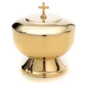 Ciborio Sagrado de Latón Premium con Tapa para Celebraciones Eucarísticas en la Iglesia - Product Image 2