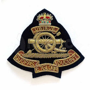 Meilleures ventes : Badges brodés à la main de qualité supérieure avec épingle de sûreté, en tissu toile, pour blazers et hauts confortables, faible MOQ, uniformes en gros - Product Image 1