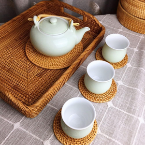 Ensemble de dessous-de-plat et de sous-verres en rotin tressé de qualité supérieure, résistant à la chaleur, vente en gros - Product Image 1