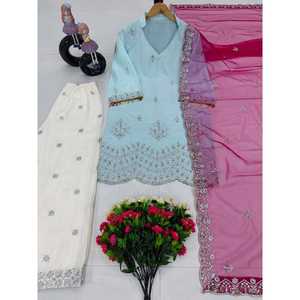 Ensemble de vêtements de fête pour femmes de créateur avec un magnifique haut Plazzo et Dupatta - Product Image 3