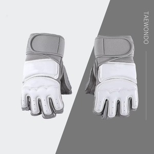 Taekwondo gloves Unisex taekwondo hand protectors Professional taekwondo hand guards Customized taekwondo training - Product Image 2