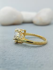 Bague de fiançailles de haute qualité en moissanite, diamant rond, bande plaquée or durable, bijoux de luxe disponibles à un prix compétitif - Product Image 4