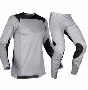 Traje de Motociclismo Personalizado con Logotipo, Jersey y Pantalones de Motocross con Estampado Degradado, Ropa de Motociclismo de Manga Larga - Product Image 5