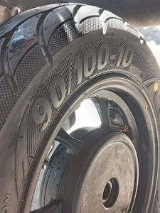 Neumático KUMA K201 Nuevo 110/70-12 de Caucho Natural Sin Cámara 3.00-17 TL de Alta Calidad para Scooter/Motocicleta Vietnamita, Vida Útil de 20,000 km - Product Image 2