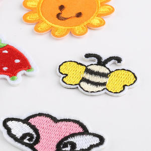 Parches de bordado con cuentas de moda, apliques personalizados para chaquetas, bolsos, sombreros, ropa, tela de sarga, venta al por mayor, premium - Product Image 5