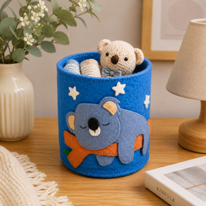 Cesta de Almacenamiento de Fieltro con Diseño de Koala Durmiendo en Color Azul - Product Image 1