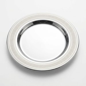Plato de Cena con Borde Grabado Nakshi Hecho a Mano en Acero Inoxidable SS304 de 27 cm con Acabado Espejo en Material PC para Decoración del Hogar, Hoteles y Bodas - Product Image 3