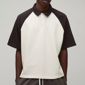 Chemise polo en tricot à manches courtes de style boxy pour l'été, couleur et logo personnalisés, col rabattu, pour homme - Product Image 3