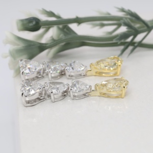 Boucles d'oreilles pendantes en or blanc avec diamants taille cœur et diamants fantaisie jaune canari en forme de poire, bijoux de luxe pour femme, cadeau de mariage ou de fête - Product Image 4