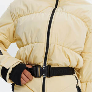 Fabricant de vêtements professionnels, vêtements de ski de haute qualité pour hommes et femmes, prix de vente en gros, combinaison de ski imperméable pour hommes et femmes - Product Image 6