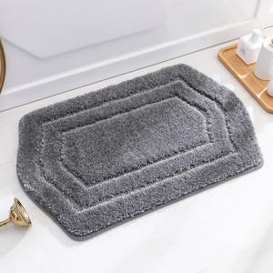 Tapis de bain rectangulaire moderne en chenille grise, antidérapant avec dos en caoutchouc, épais et moelleux, pour usage domestique - Product Image 1