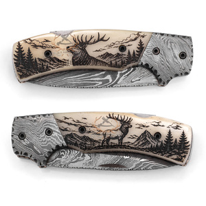 Couteau pliant de chasse et de camping en acier Damas de qualité industrielle, avec bouton de réglage au pouce, manche en os de chameau gravé au laser, 19 cm - Product Image 4